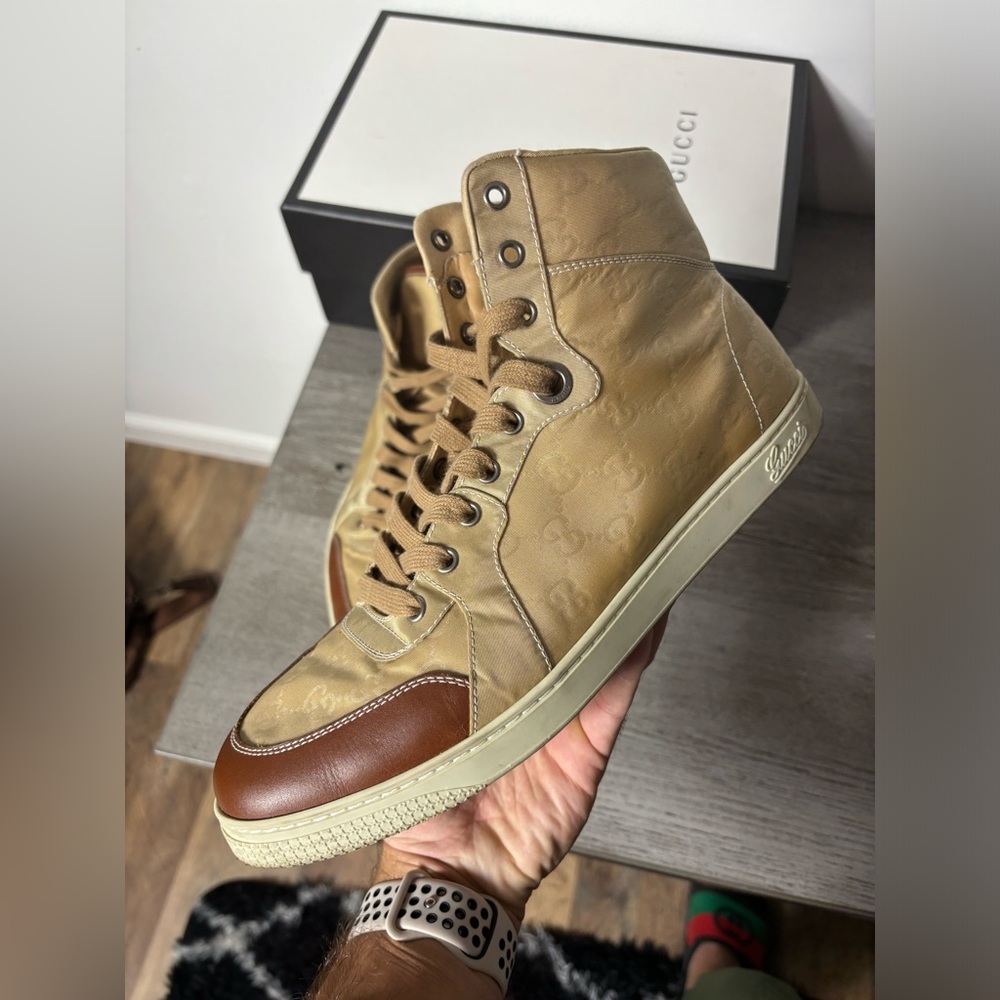 Gucci Tan and Brown High Top GG logo monogram sneakers size 9 men’s